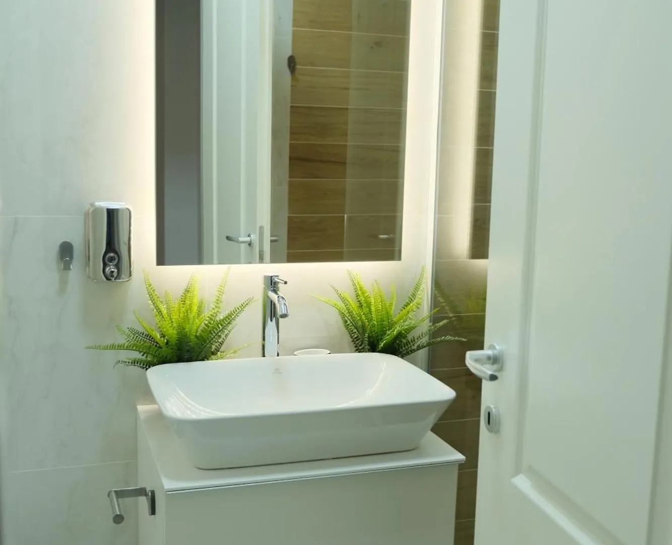 Bucharest Booking Apartments-Self Check-In 0*,  România